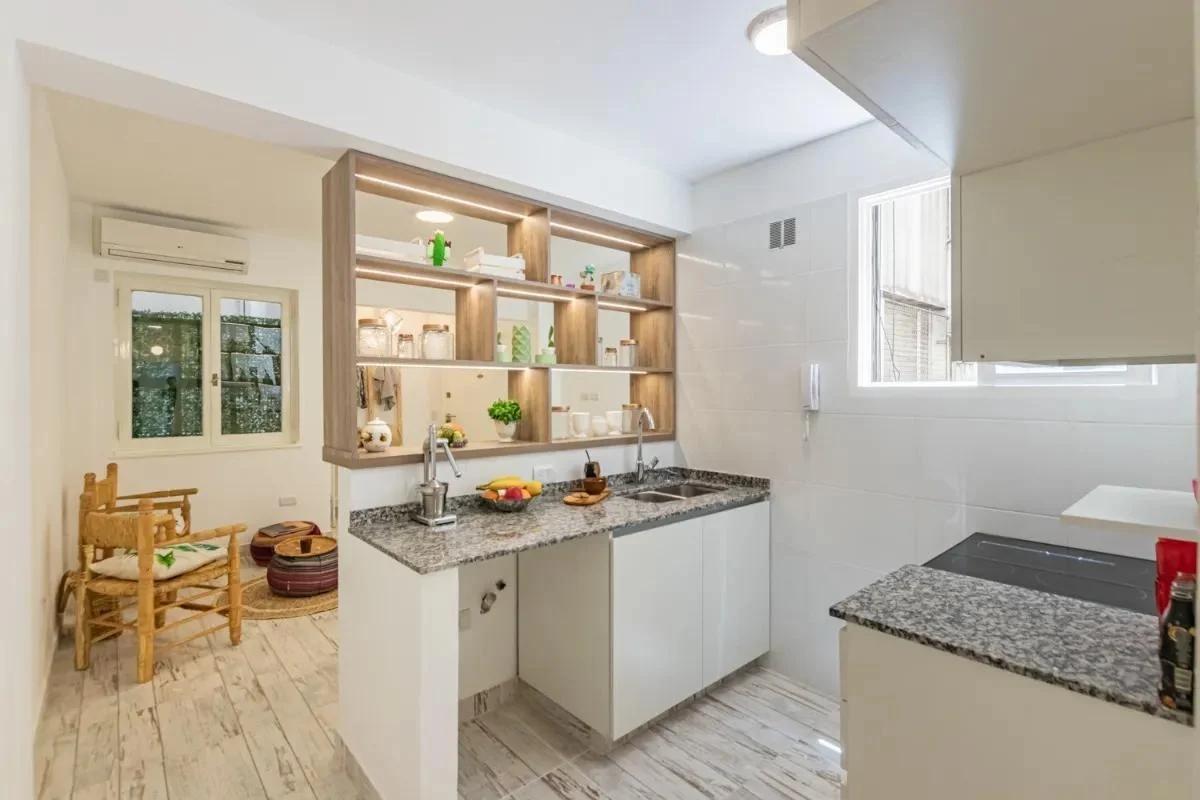 Foto de Venta Departamento 3 Ambientes Reciclado a Nuevo con Balcón – Colegiales, imagen 5