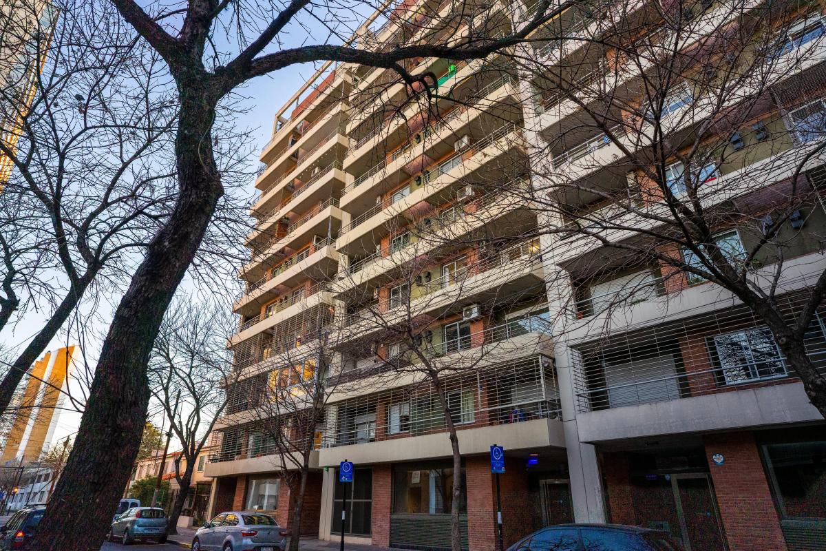 Departamento con Balcòn Al Frente 3