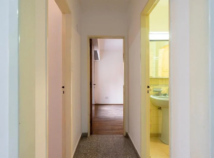 Departamento interno, 1º piso de escalera 5