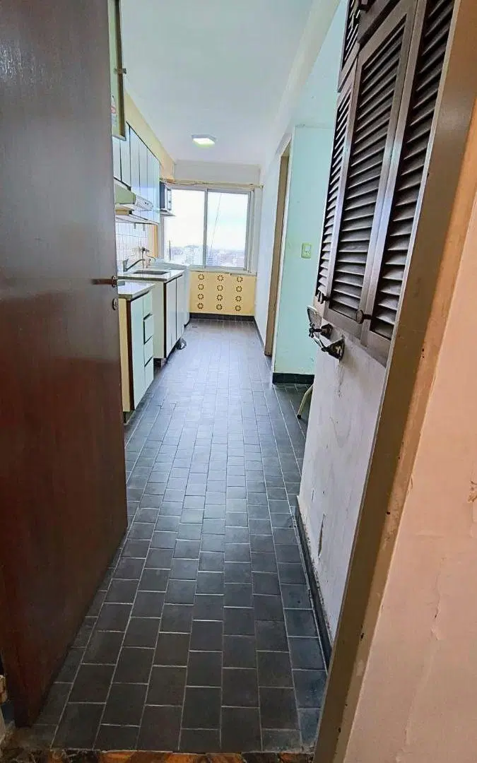 Departamento contra frente con balcòn 3