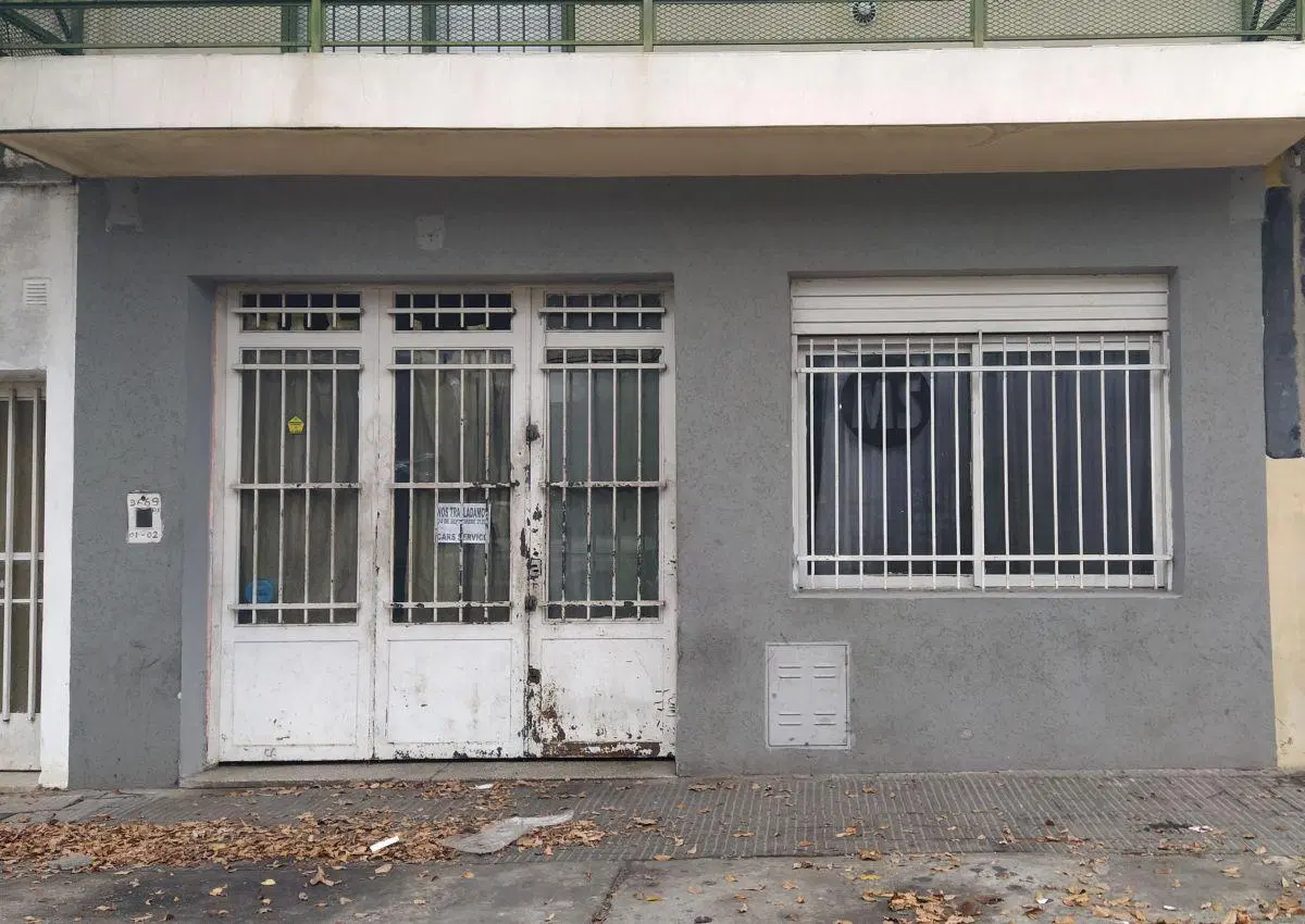 Local al frente 5