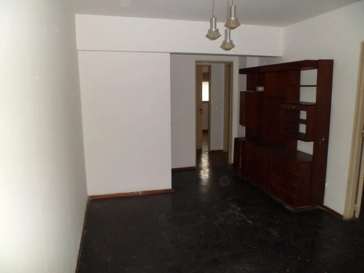Departamento contra-frente 2
