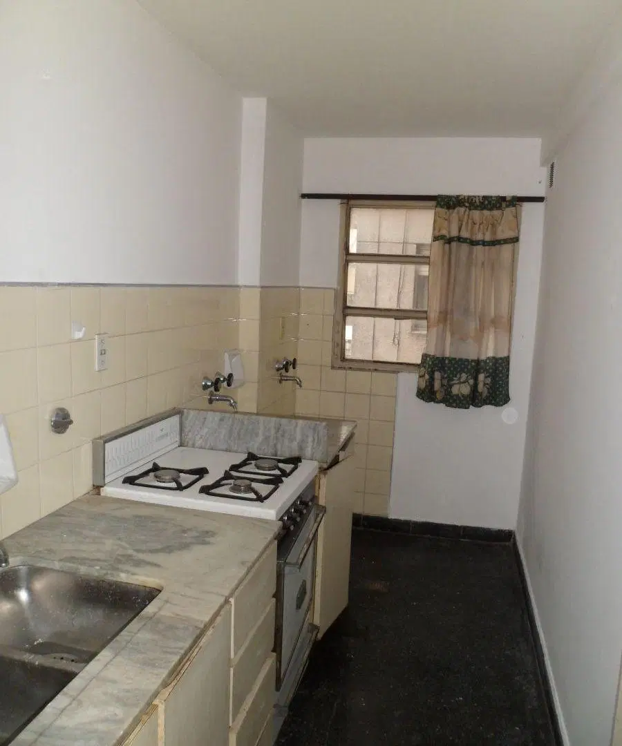 Departamento contra-frente 5