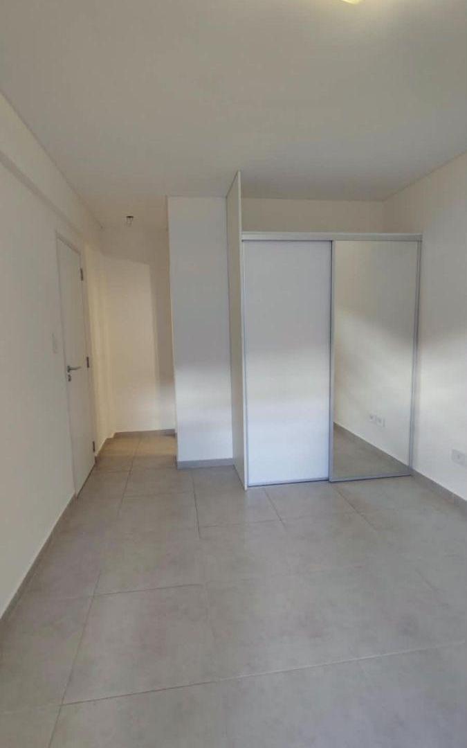 Foto de Departamento al frente con Balcòn, imagen 1