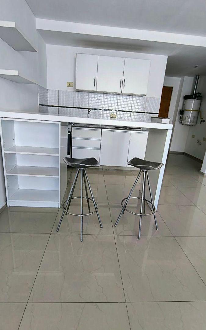 Foto de Departamento monoambiente al frente con balcón, imagen 5