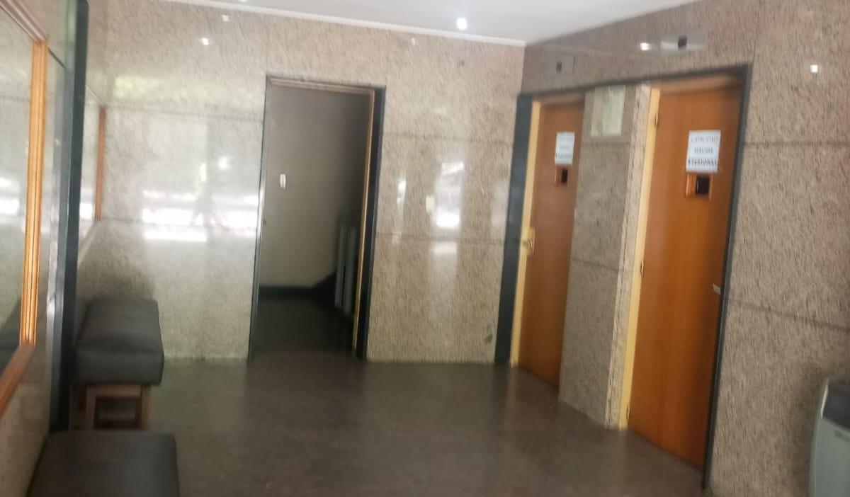 Foto de VENTA. OFICINA CÉNTRICA, imagen 4