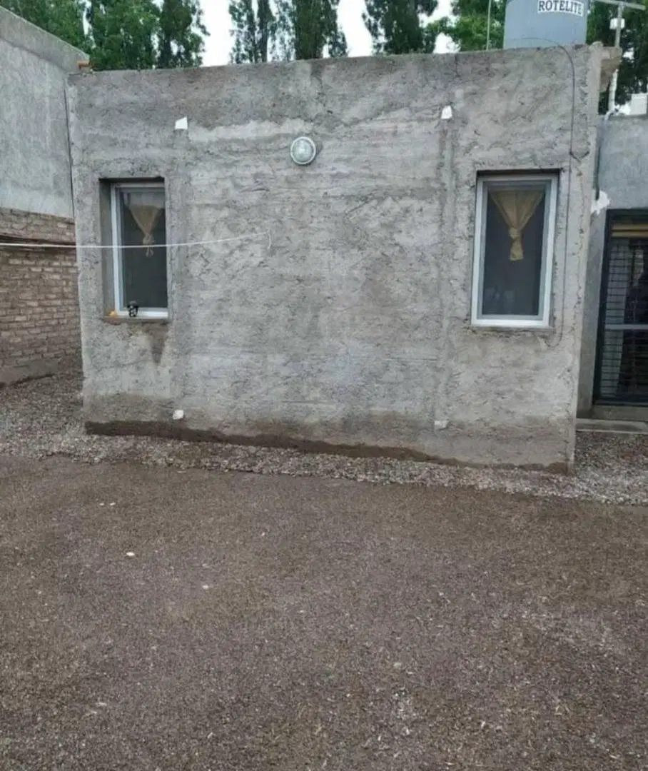 CASA EN VENTA EN PERDRIEL, LUJÁN DE CUYO 5