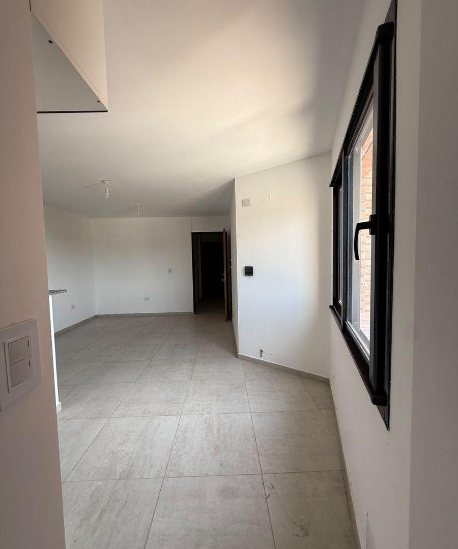Foto de Departamento a Estrenar | Duarte Quiros 2205, imagen 4