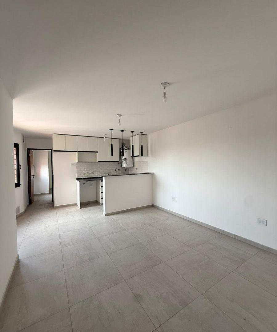 Foto de Departamento a Estrenar | Duarte Quiros 2205, imagen 1