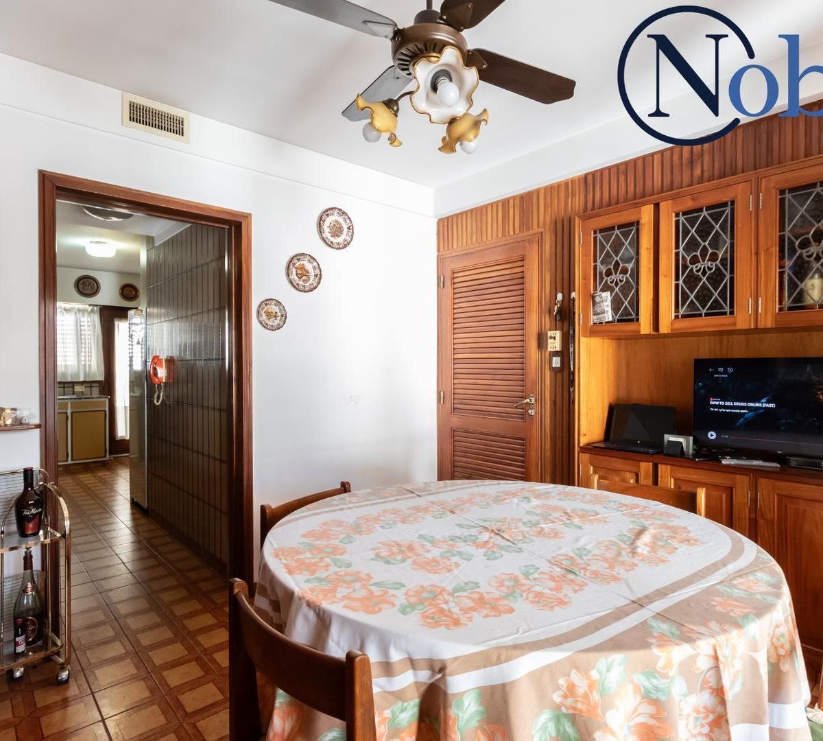 Foto de CASA EN VENTA EN VILLA LUZURIAGA CON QUINCHO/PARQUE/TERRAZA, imagen 4