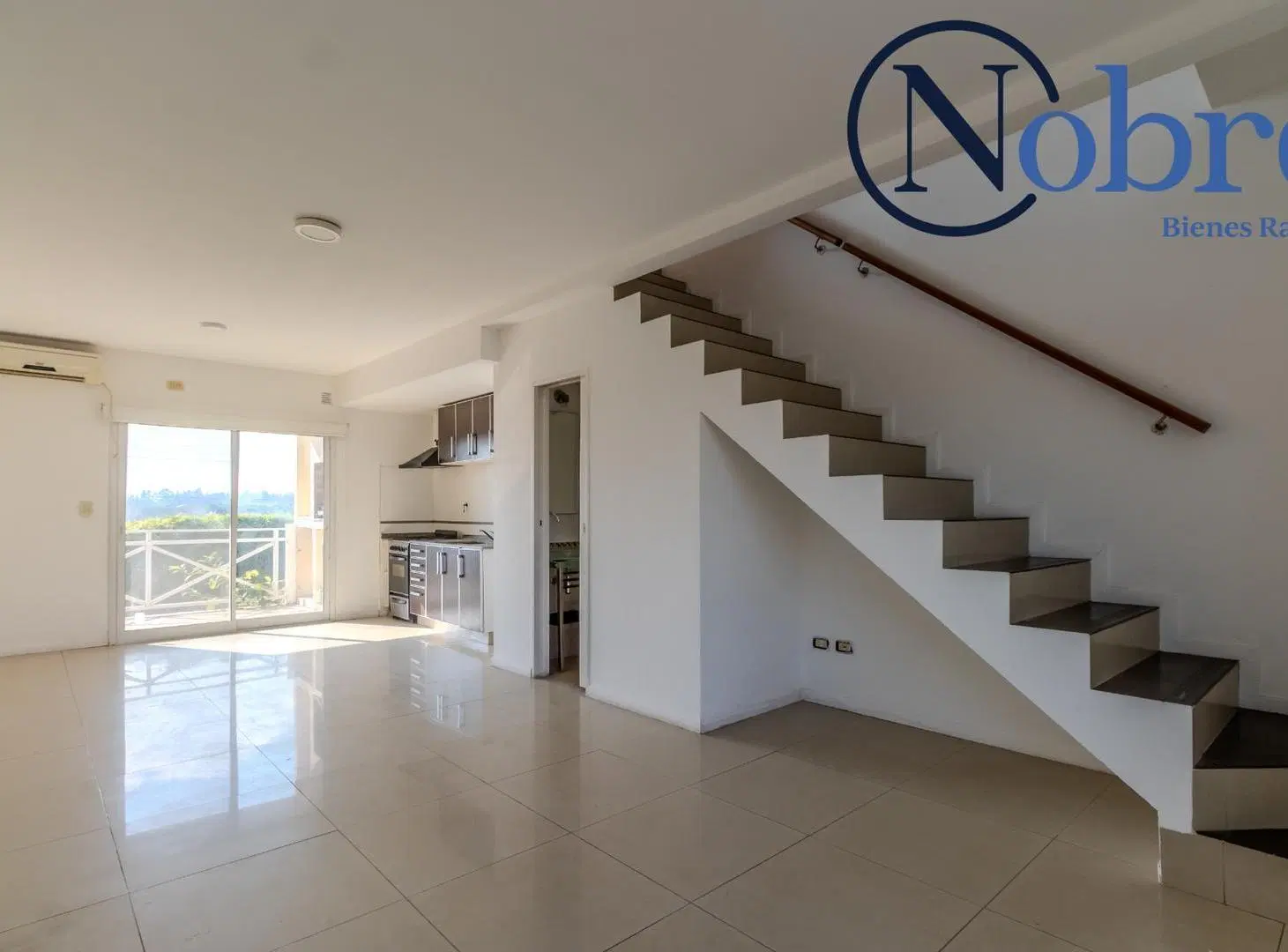 VENTA DEPARTAMENTO 3 AMBIENTES EN PILAR 4