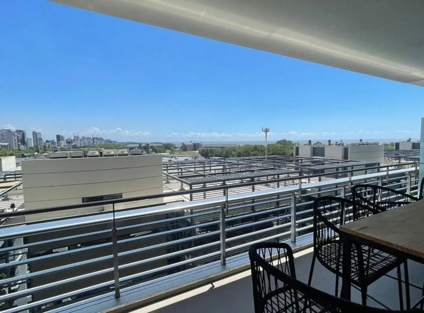 Exclusivo 2 Ambientes en Torres Al Río 3