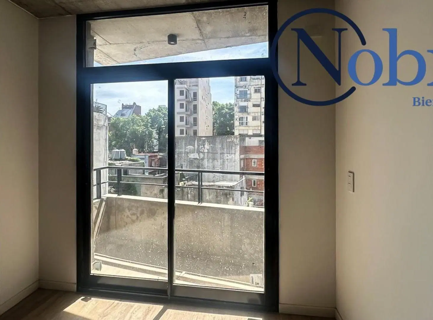ALQUILER MONOAMBIENTE CON BALCÓN EN COLEGIALES 8