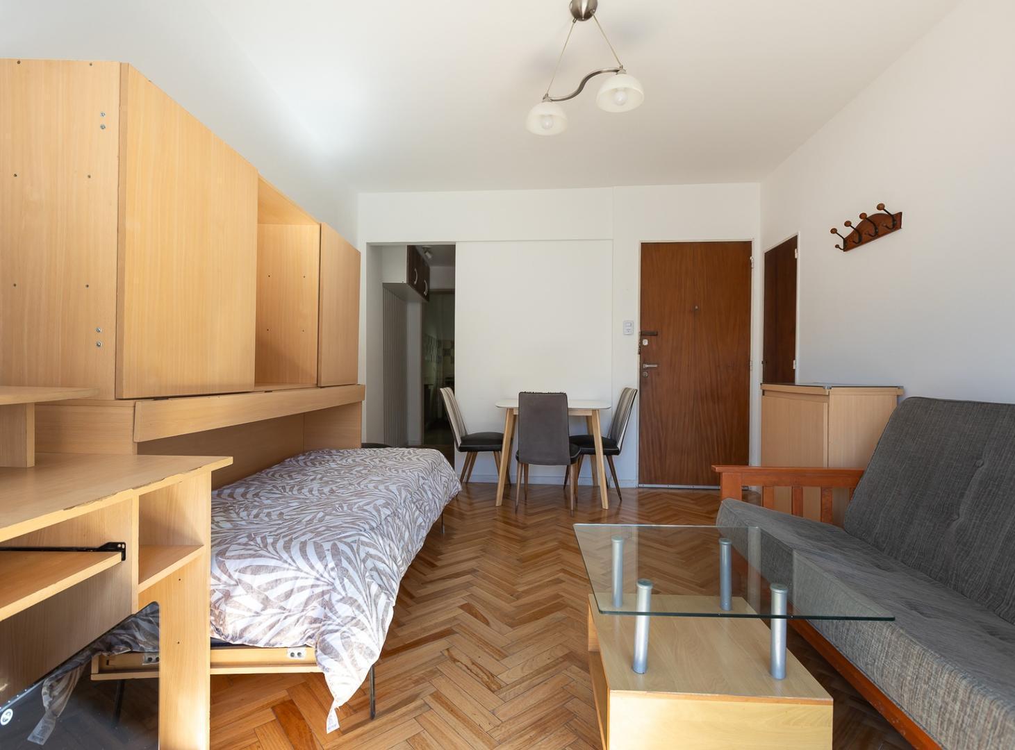 Foto de VENTA MONOAMBIENTE MUY LUMINOSO Y CON BALCÓN EN PALERMO, imagen 2