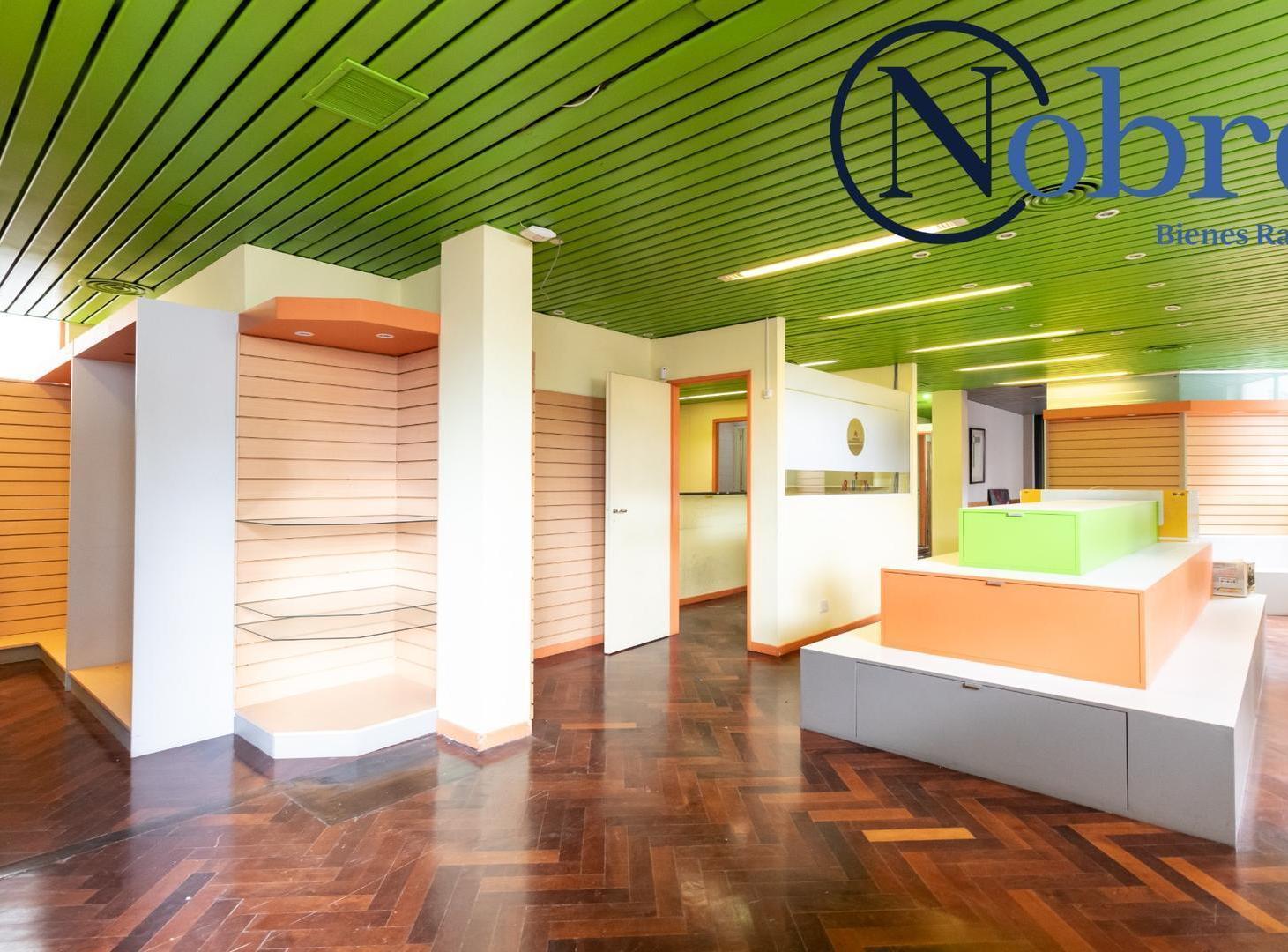 Foto de VENTA DEPARTAMENTO SEMIPISO EN MONSERRAT, imagen 1
