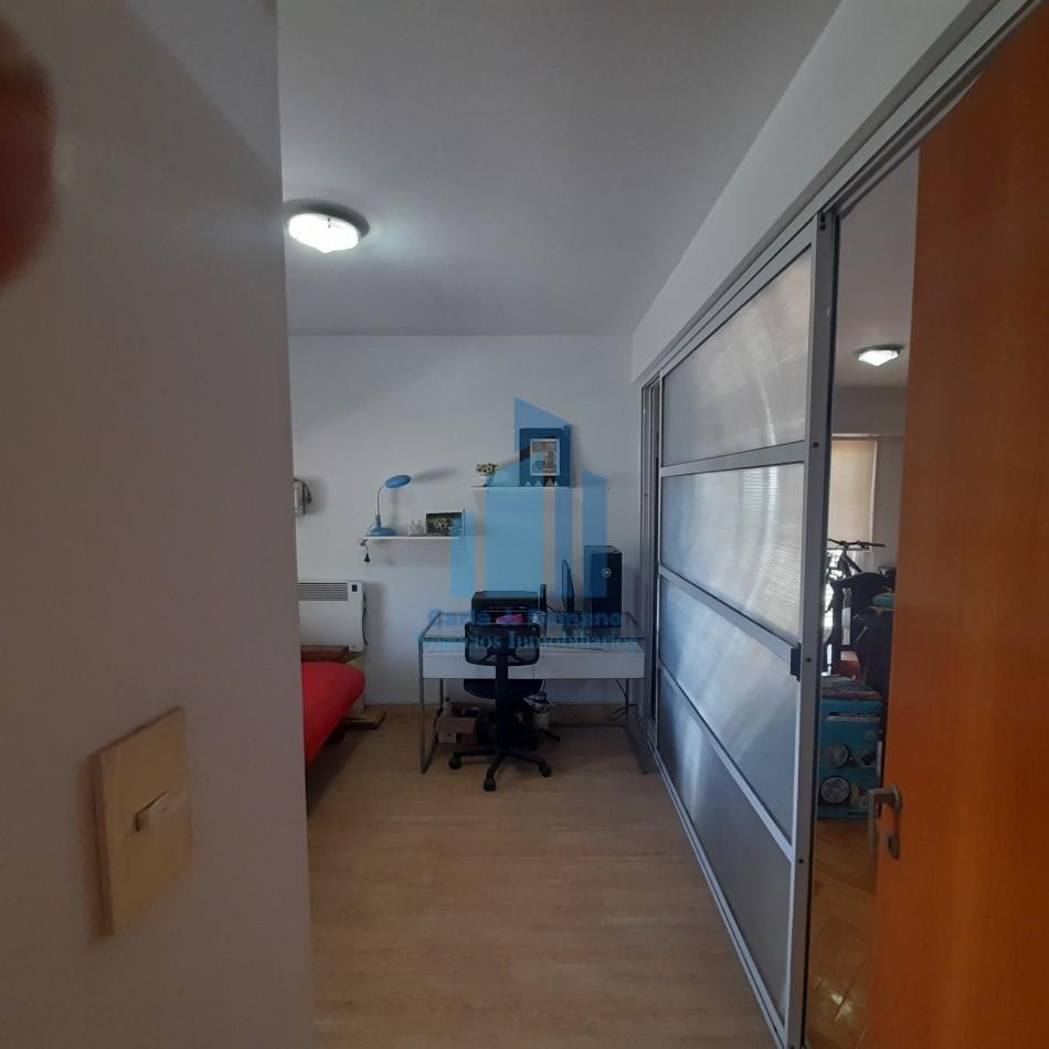 Venta Departamento 3 Ambientes C/ Cochera en Florencio Varela 2
