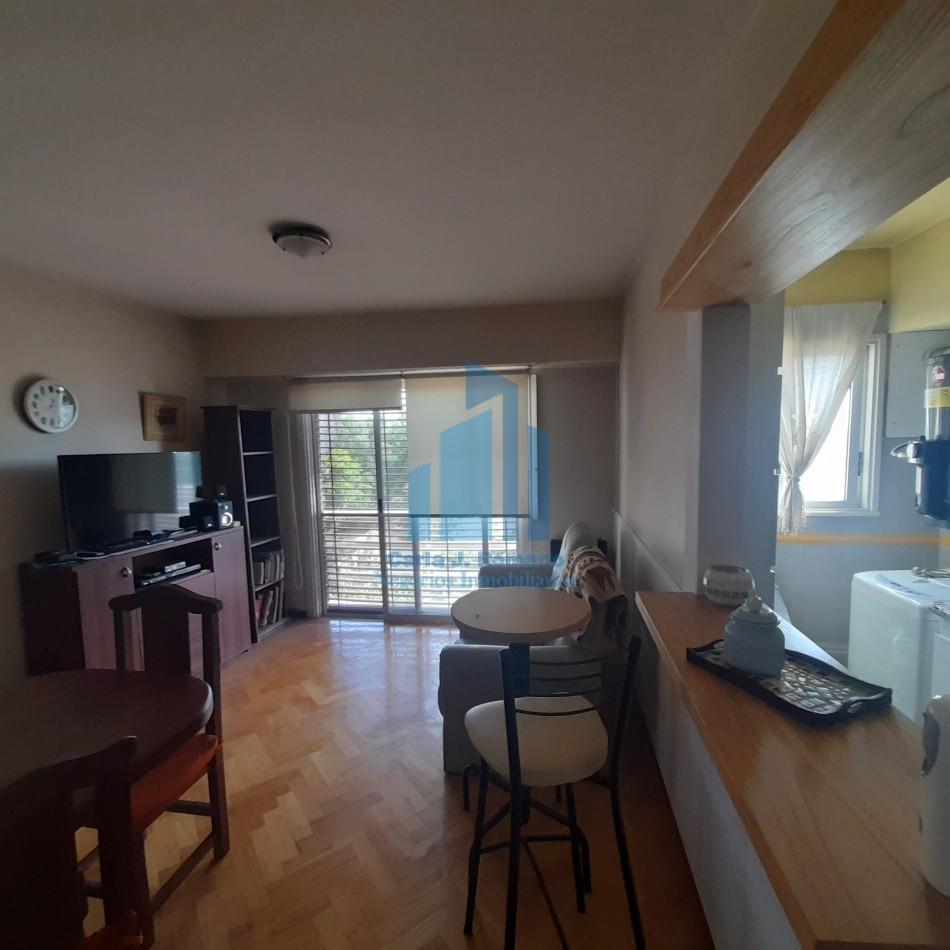 Venta Departamento 3 Ambientes C/ Cochera en Florencio Varela 3