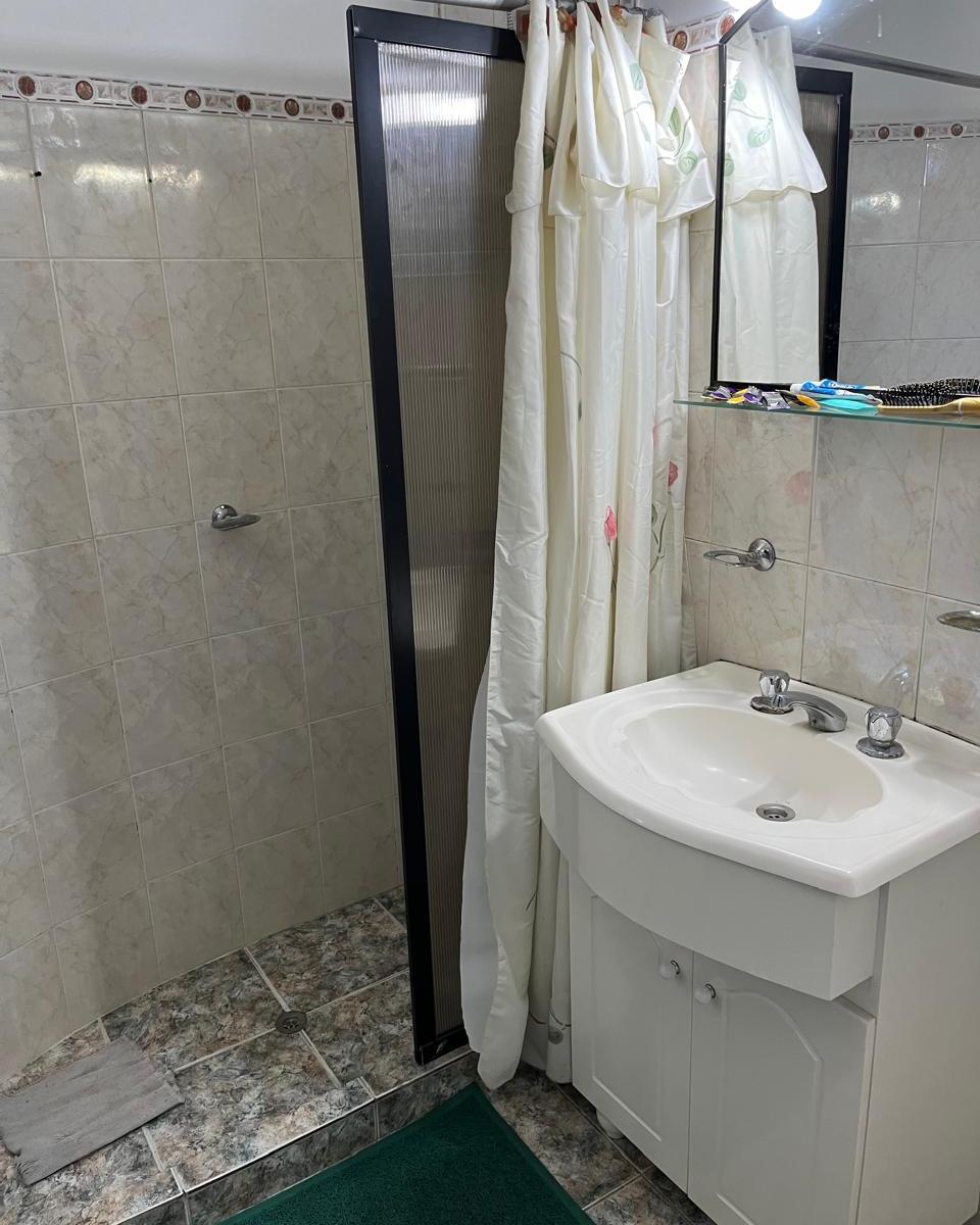 DPTO DE 3 AMB. EN PRIMER PISO CON BALCON- VILLA LUZURIAGA