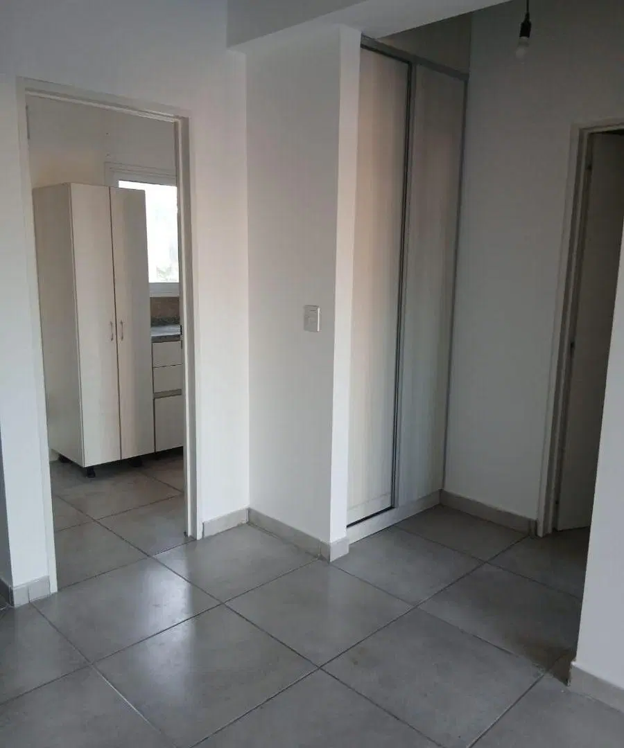 ALQUILER - DEPARTAMENTO 2 AMB. AL FRENTE - VILLA LUZURIAGA 5