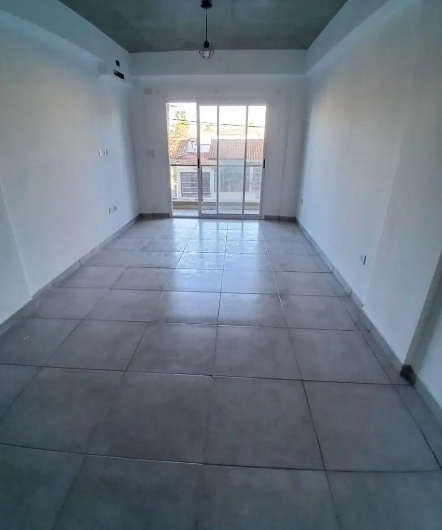 ALQUILER - DEPARTAMENTO 2 AMB. AL FRENTE - VILLA LUZURIAGA 4