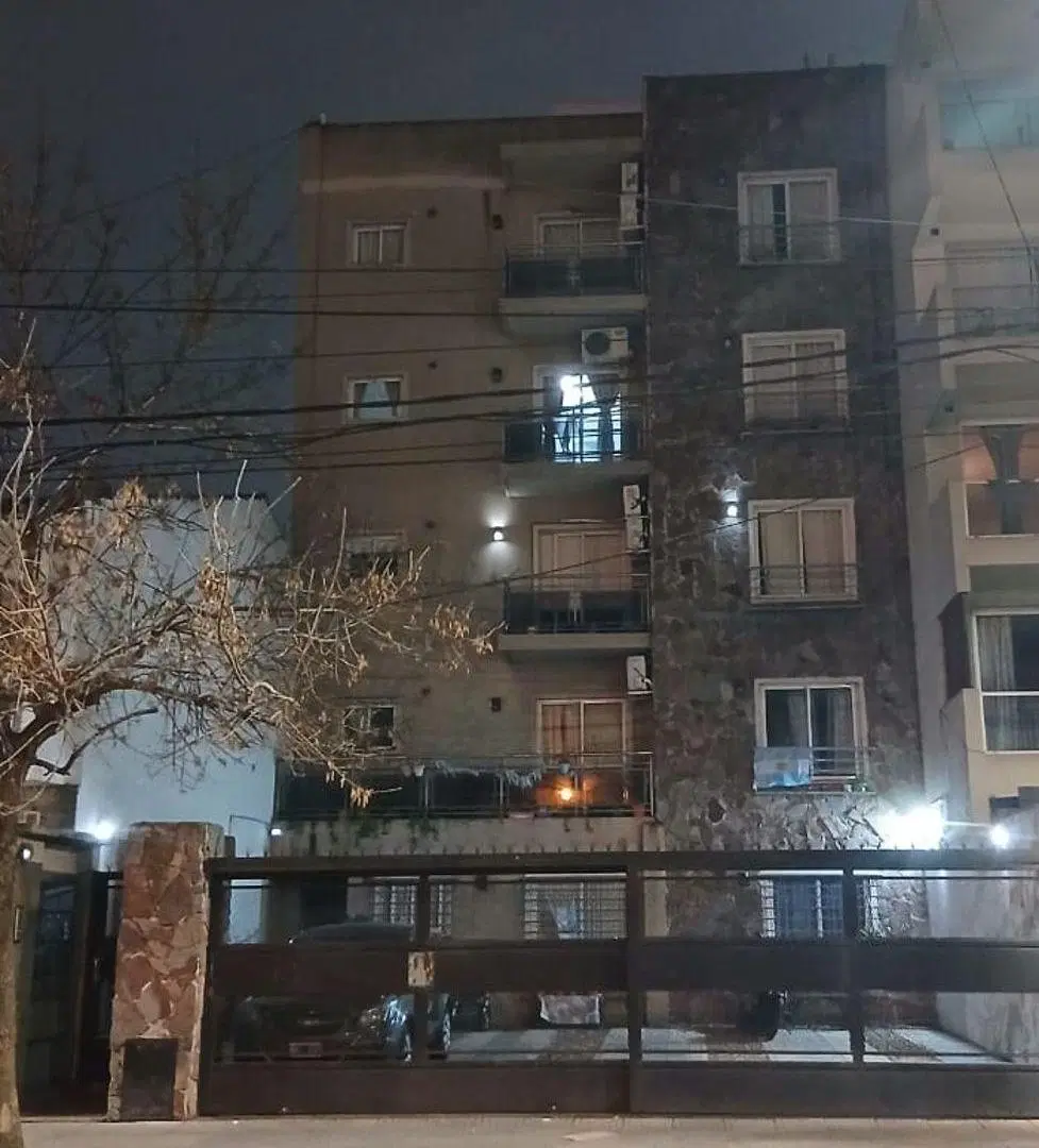 ALQUILER - DEPARTAMENTO DE 3 AMB. C/COCHERA - RAMOS MEJIA 2
