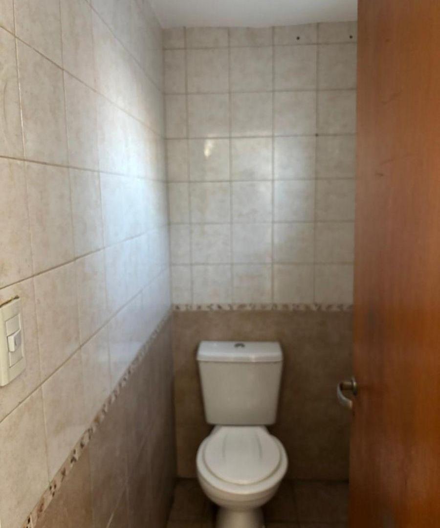 Foto de ALQUILER - LOCAL COMERCIAL DE 54 MTS CUB. ZONA VILLA LUZURIAGA, imagen 3