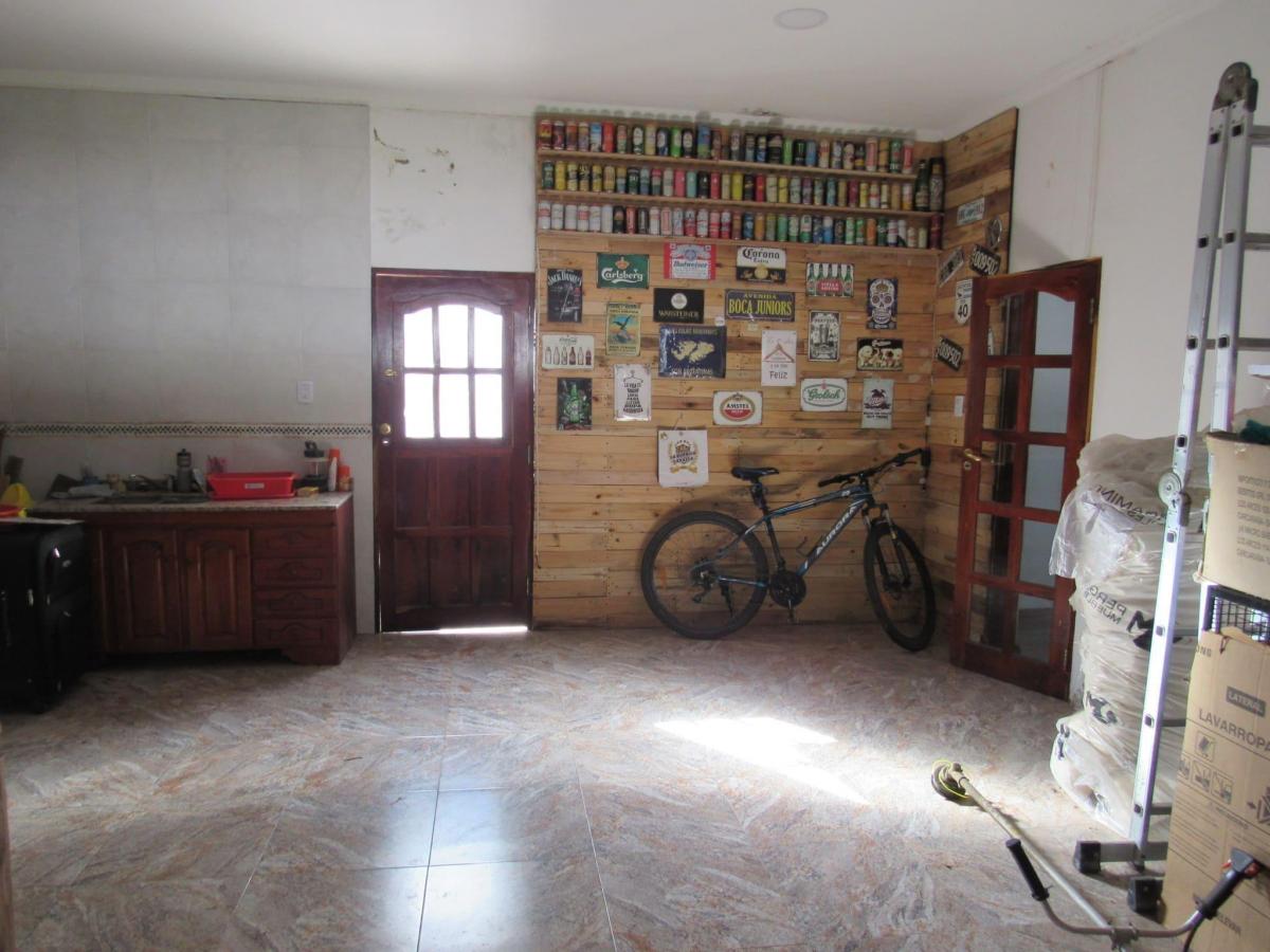 Casaquinta Rivadavia 2355 (Esquina 544) 1