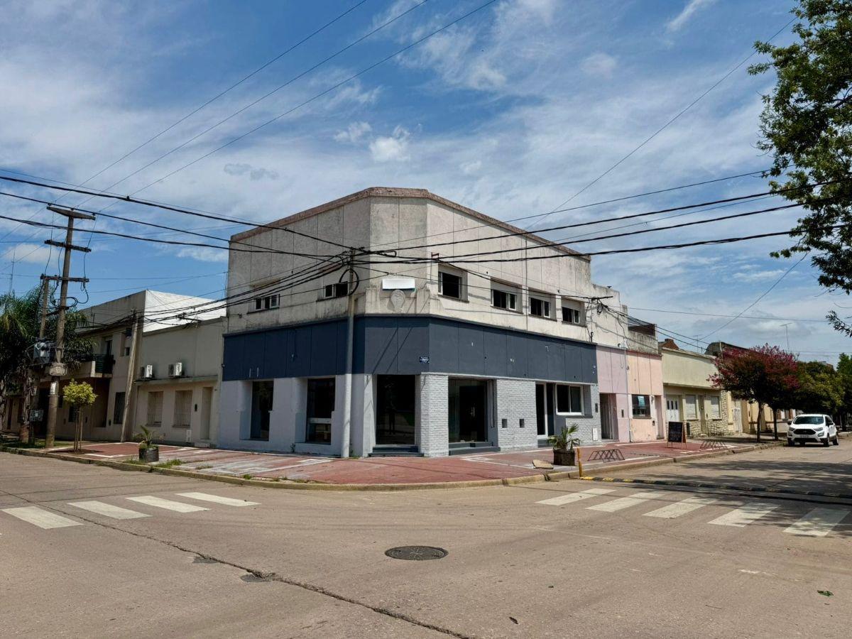 INMUEBLE MIGUEL CALDERÓN Y ALMAFUERTE - CHIVILCOY