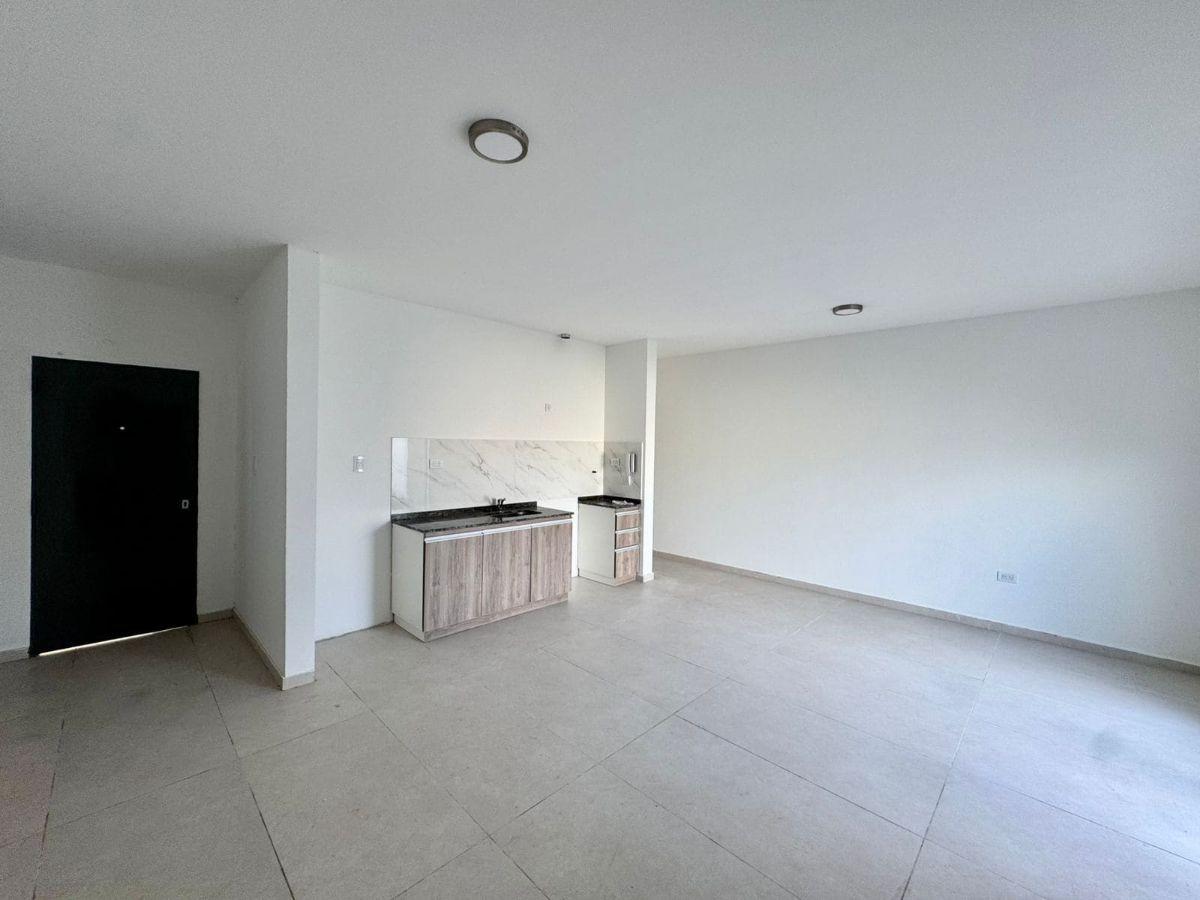 Foto de CASA RAMÓN BIAUS 364 - CHIVILCOY, imagen 4