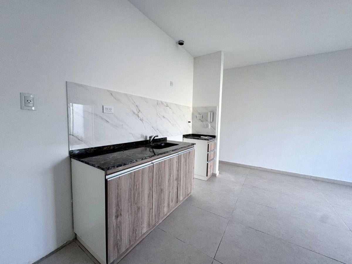 Foto de CASA RAMÓN BIAUS 364 - CHIVILCOY, imagen 2