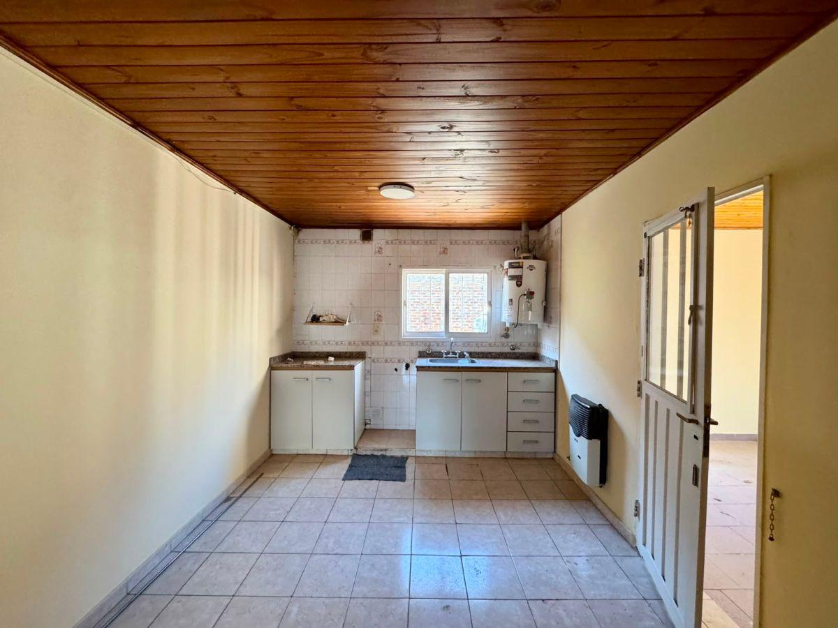 Foto de CASA ZAPIOLA 499 - CHIVILCOY, imagen 4