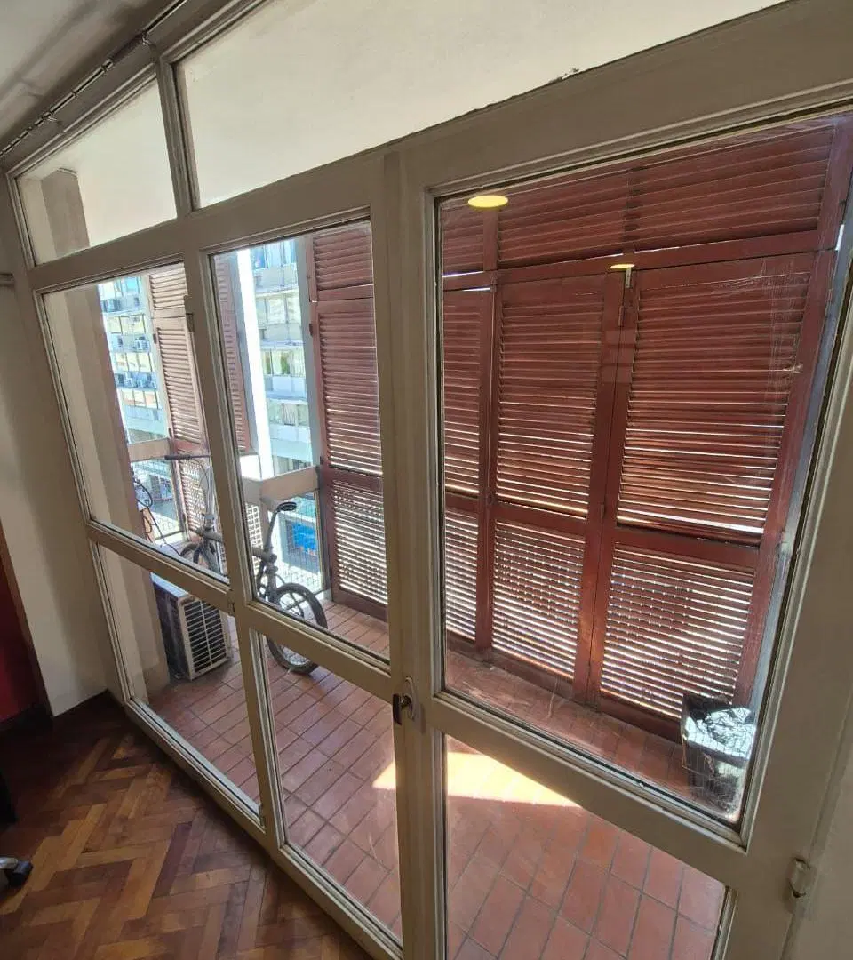 VENDO DEPARTAMENTO 2 DORMITORIOS EN CENTRO CON BALCON APTO CREDITO 3