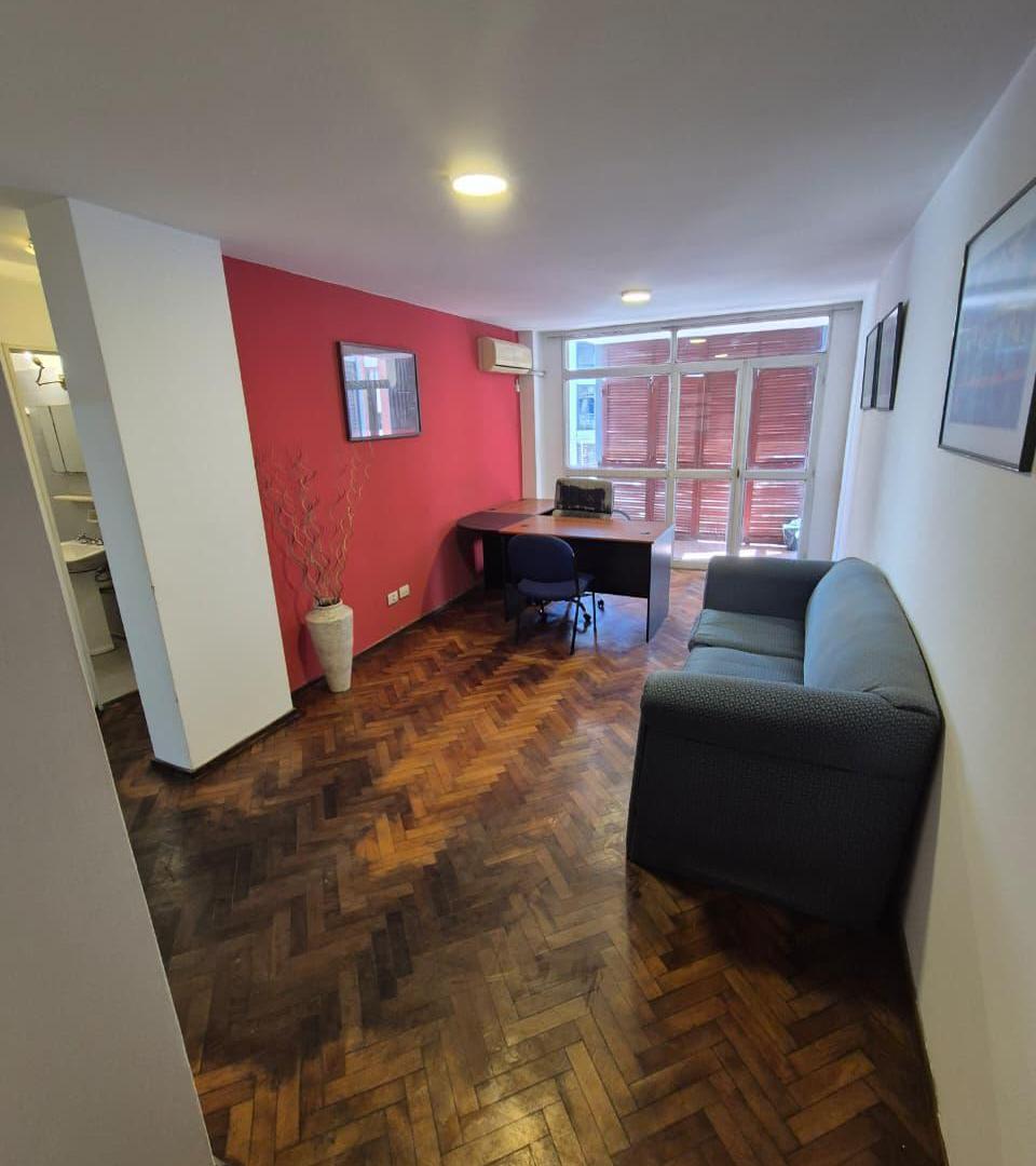 VENDO DEPARTAMENTO 2 DORMITORIOS EN CENTRO CON BALCON APTO CREDITO