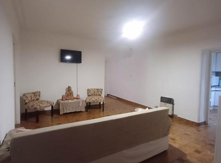 INKASA INMOBILIARIA - ALQUILA CASA EN QUINTA SECCION 4