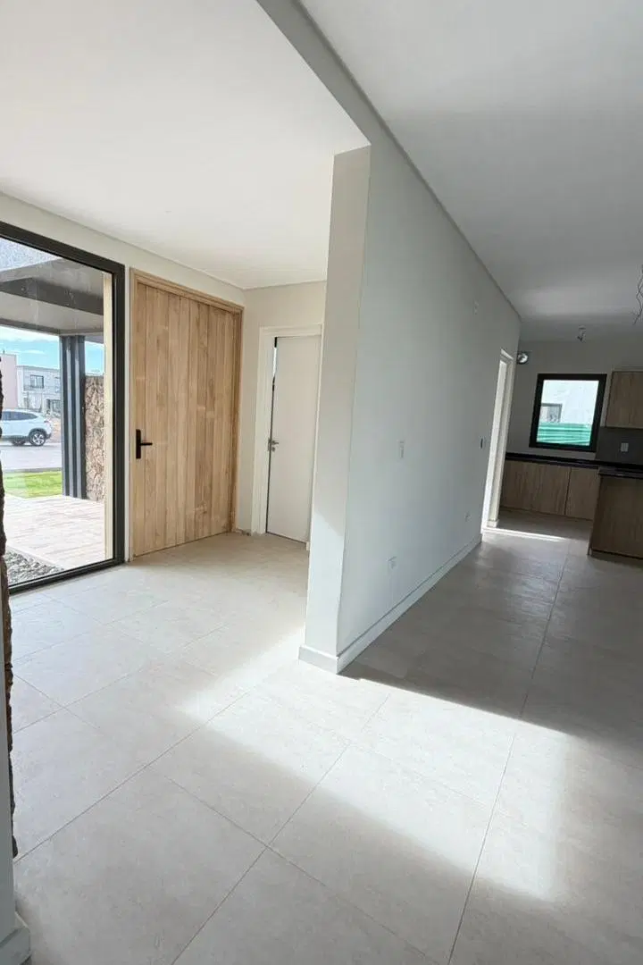 INKASA INMOBILIARIA - VENDE CASA EN BARRIO PRIVADO LAR DE BOEDO 2