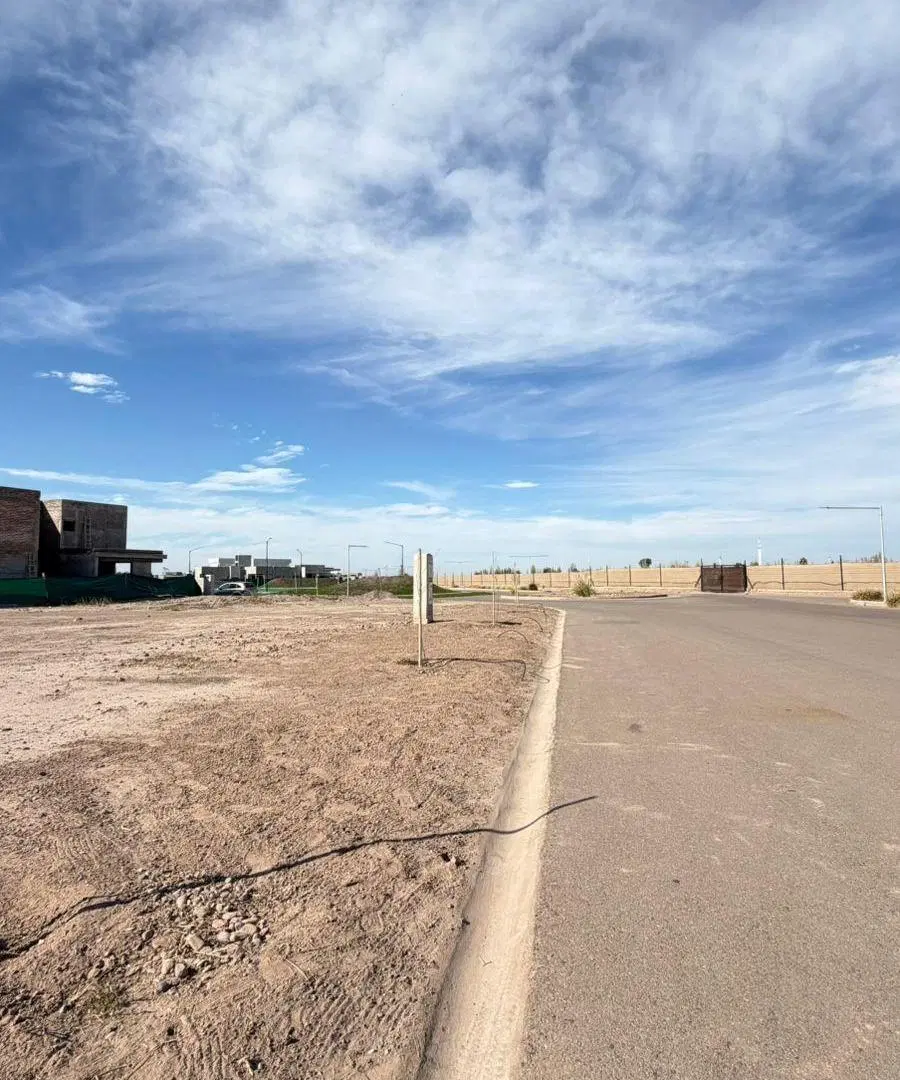 INKASA INMOBILIARIA - VENDE LOTE EN BARRIO PRIVADO LOMAS DEL TORREON 8