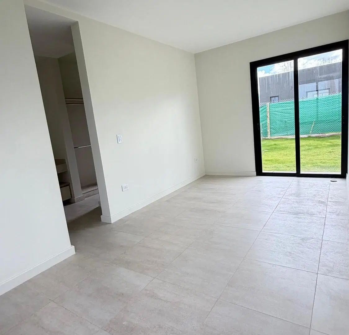 INKASA INMOBILIARIA - VENDE CASA EN BARRIO PRIVADO LAR DE BOEDO 8