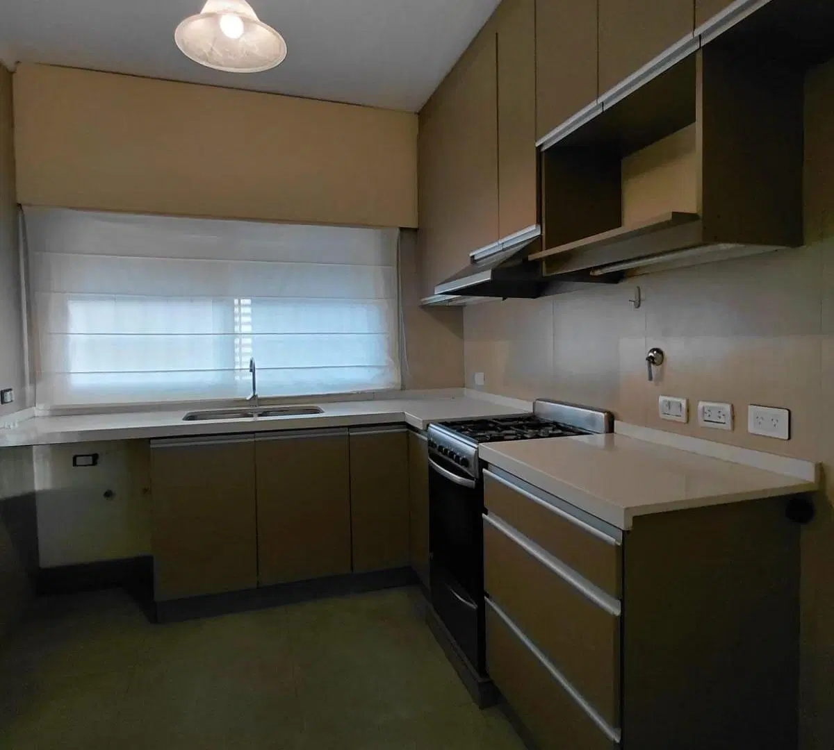 INKASA INMOBILIARIA - ALQUILA CASA EN BARRIO BOMBAL - GODOY CRUZ 8