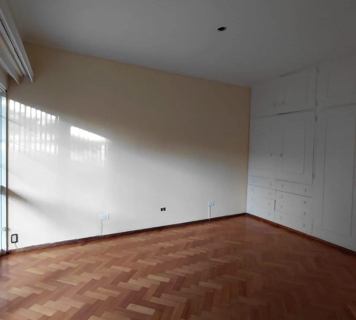 INKASA INMOBILIARIA - ALQUILA CASA EN BARRIO BOMBAL - GODOY CRUZ 2
