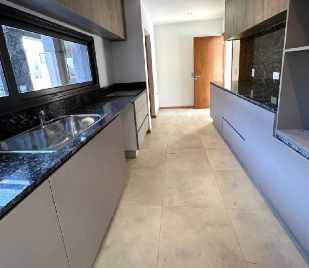 Foto de INKASA INMOBILIARIA - VENDE CASA EN BARRIO PRIVADO VALLE AGUARIBAY, imagen 3
