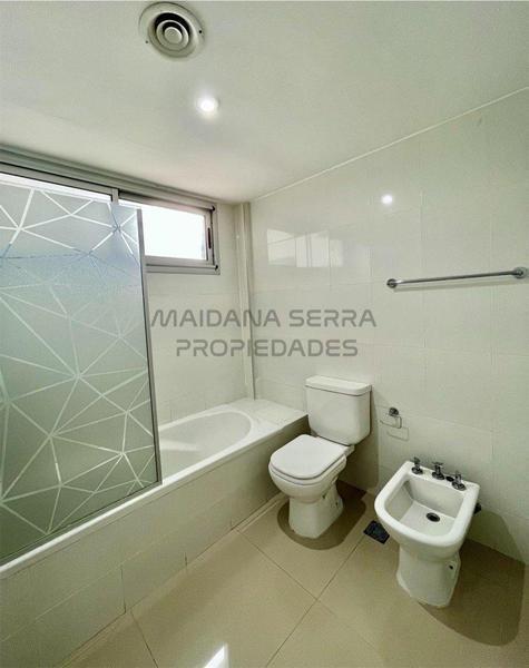 Amplio Semipiso en Venta Frente Al Mar - Monte Hermoso 1