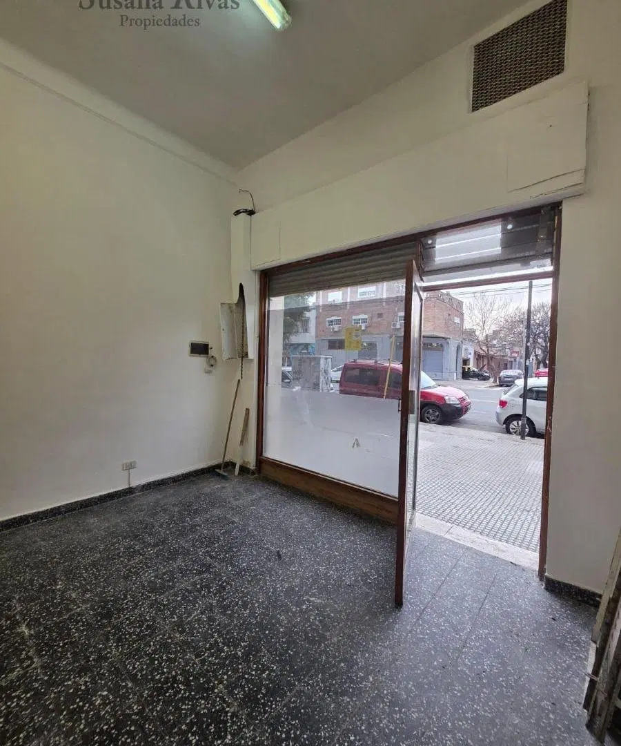 Local comercial de 22 m2 en alquiler en Villa Ortuzar 3