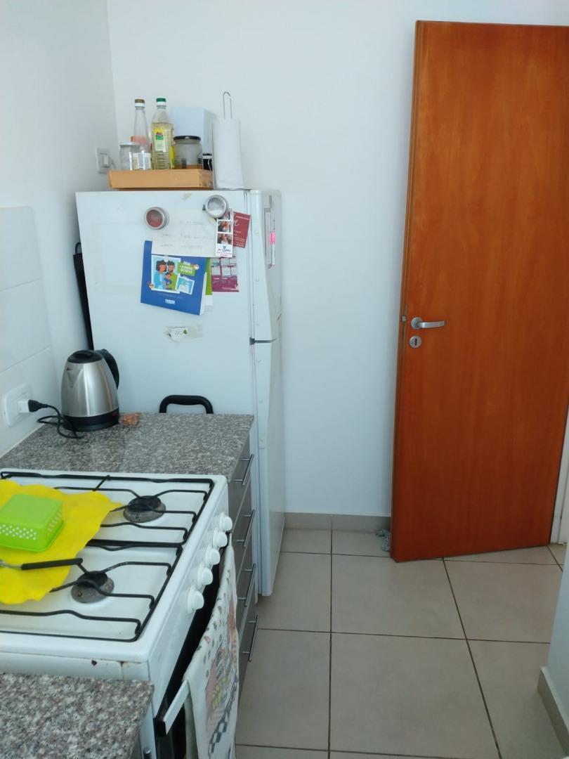 VENTA Monoambiente en Av. 7 e/36 y 37
