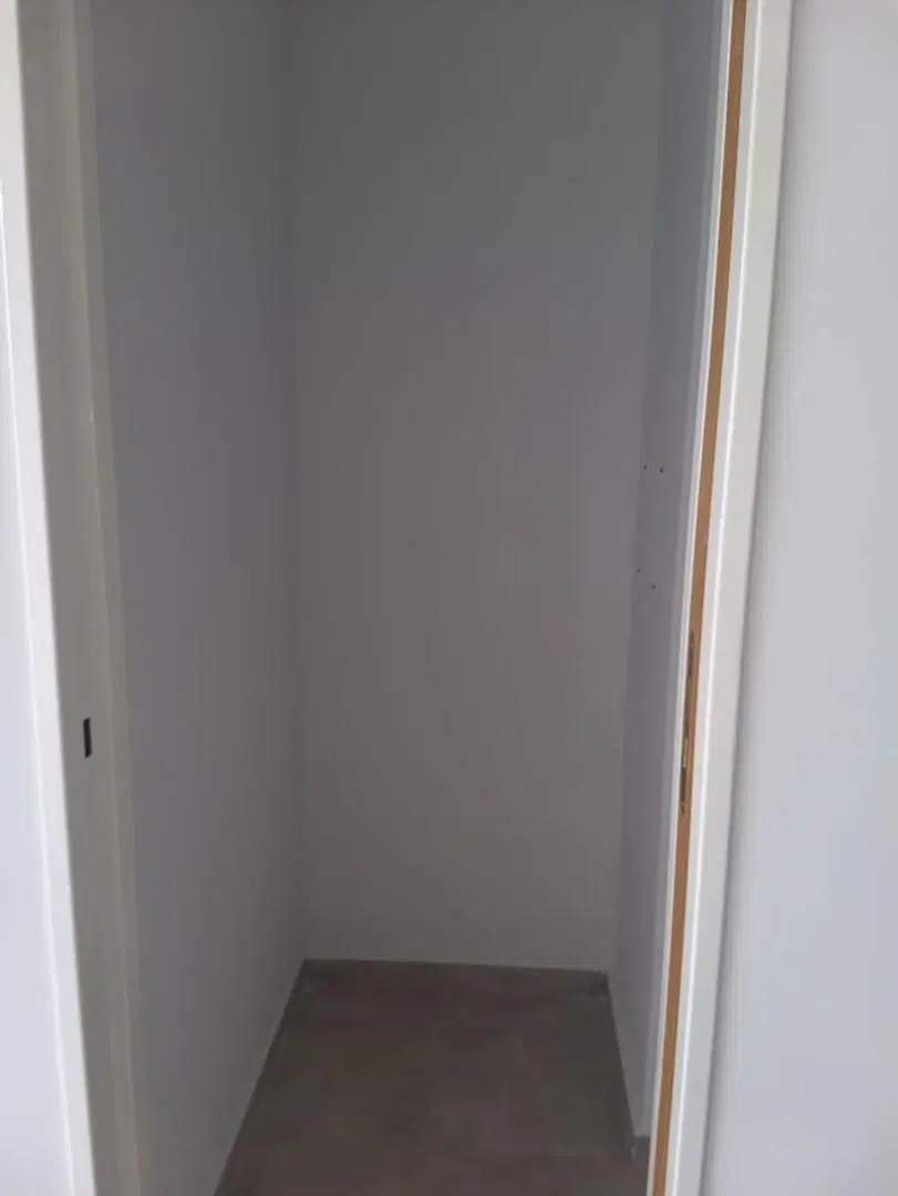 ALQUILER MONOAMBIENTE EN 13 Y 64 4