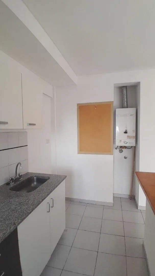 Alquiler depto 1 dormitorio Av.60 e/3 y 4 1