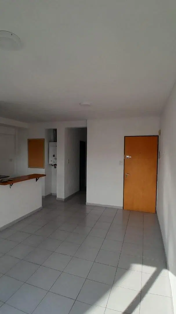 Alquiler depto 1 dormitorio Av.60 e/3 y 4 5