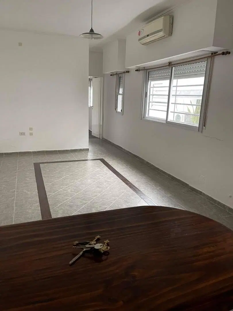 ALQUILER DPTO UN DORM EN 40 Y 122 5