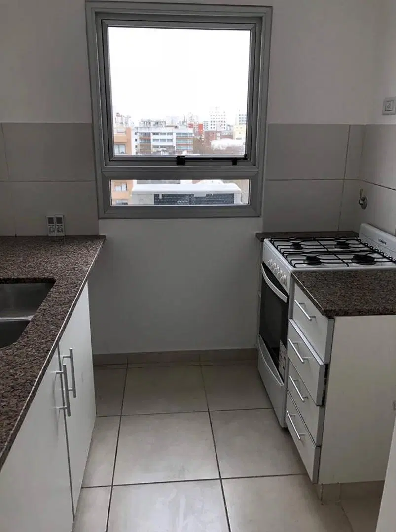 Alquiler depto un dormitorio Diag.74 y Plaza Italia 3