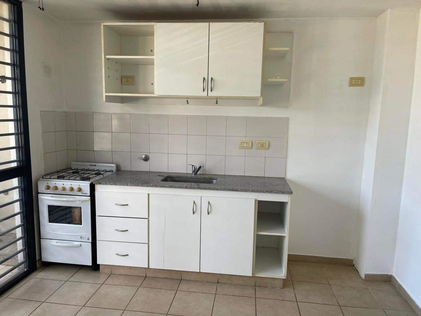 Foto de ALQUILER DPTO UN DORM EN 45 Y 21, imagen 4