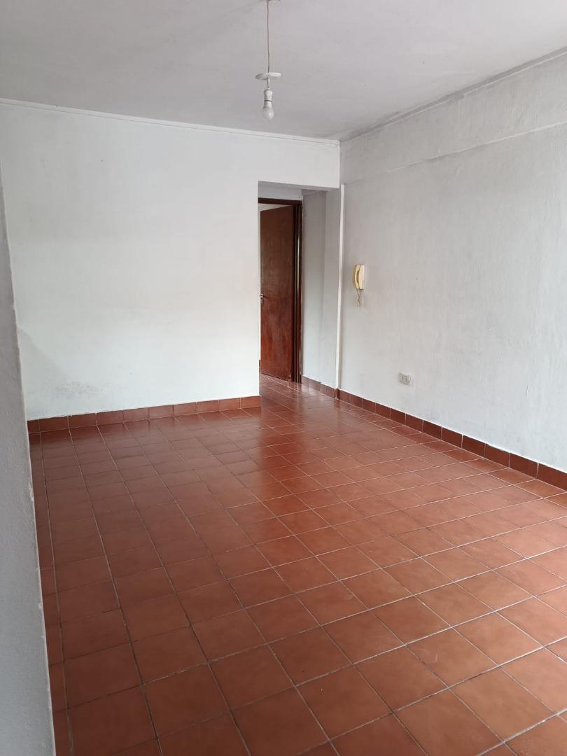 Foto de Alquiler departamento 1 dormitiorio 69 e/8 y 9, imagen 5